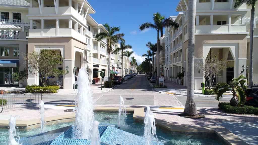 Photo of 1200 Town Center Drive #405, Jupiter, FL 33458 (MLS # B26012781)