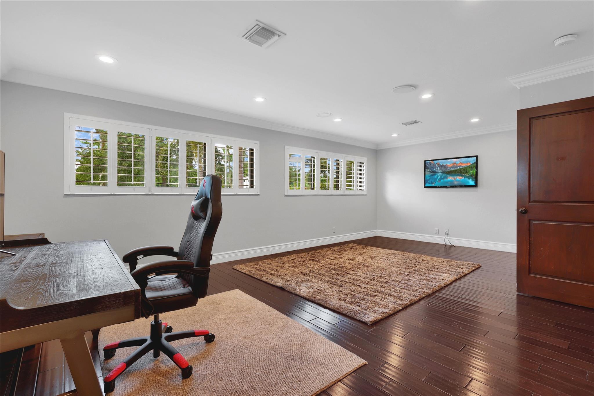 EVERGLADES SUGAR & LAND - Residential Lease