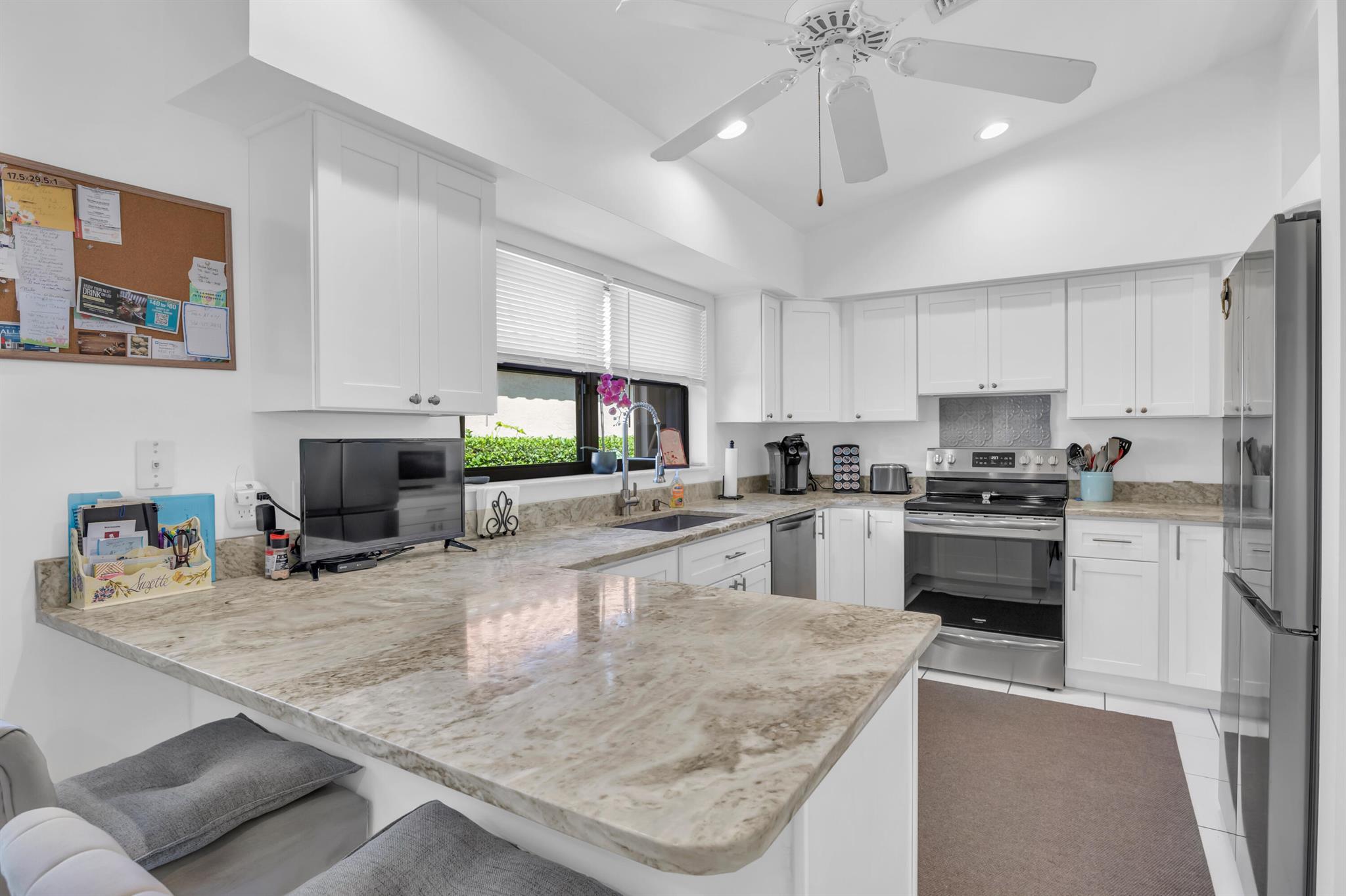 LA MARIPOSA - Residential