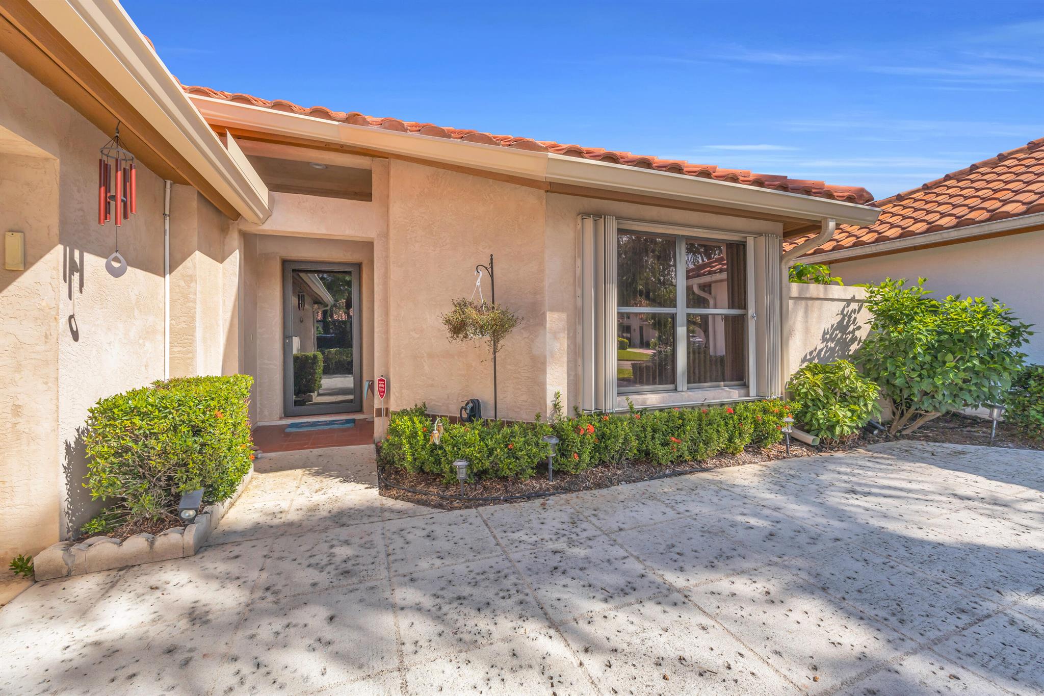 LA MARIPOSA - Residential