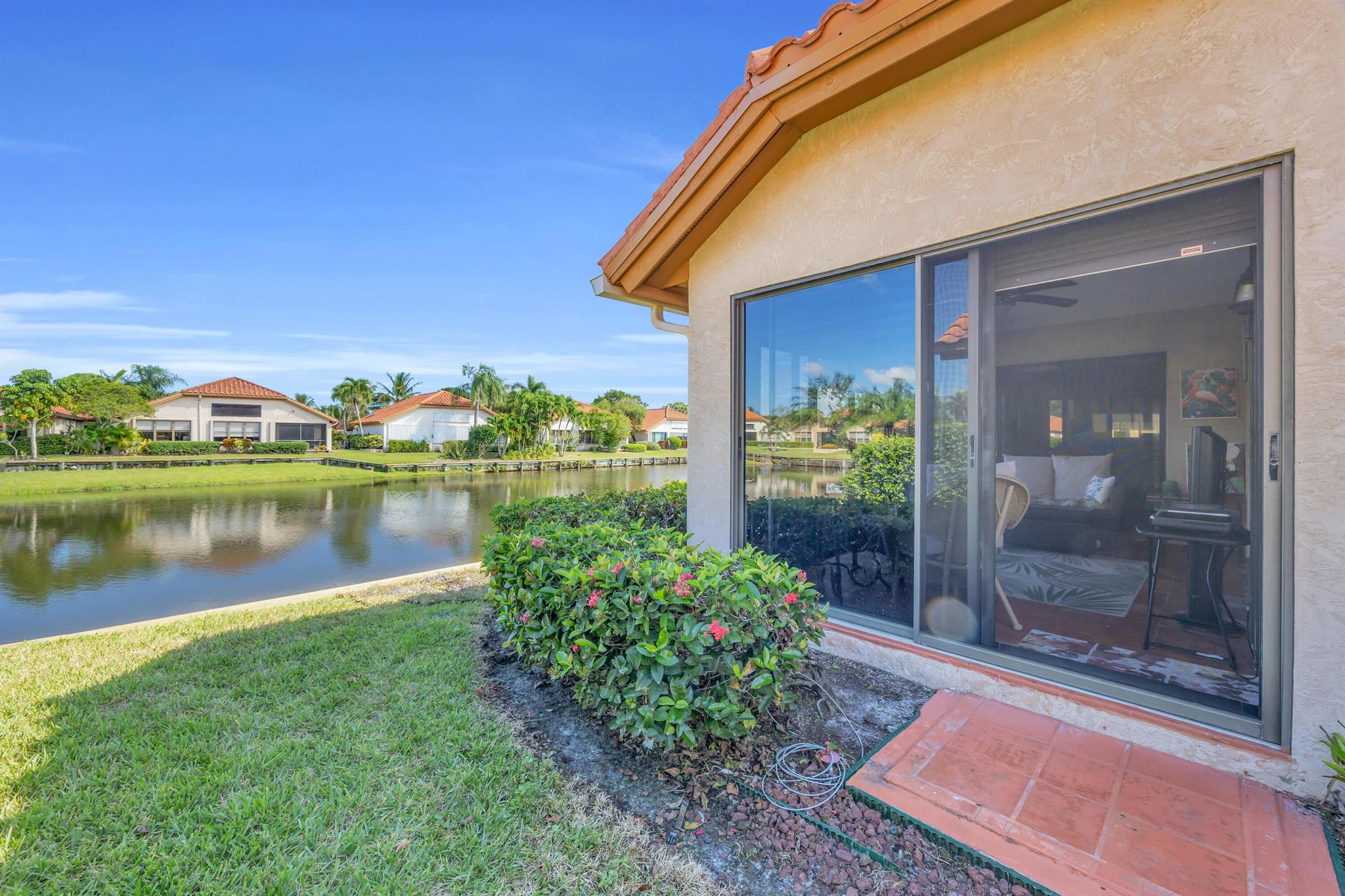 LA MARIPOSA - Residential