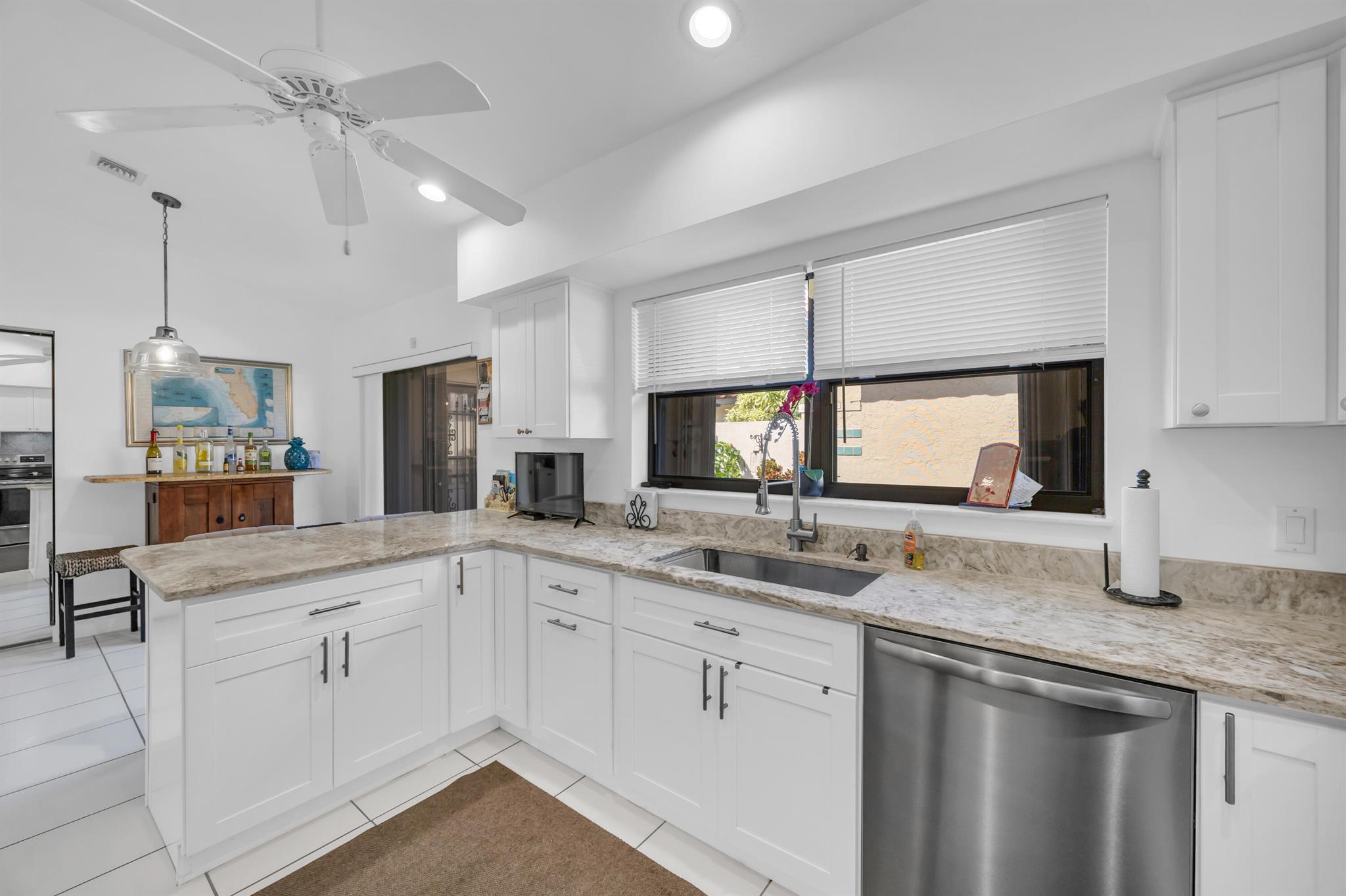 LA MARIPOSA - Residential