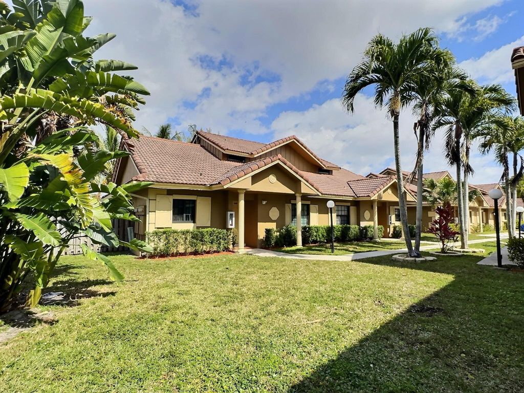 Photo of 2652 Riverside Drive, Coral Springs, FL 33065 (MLS # F10554145)