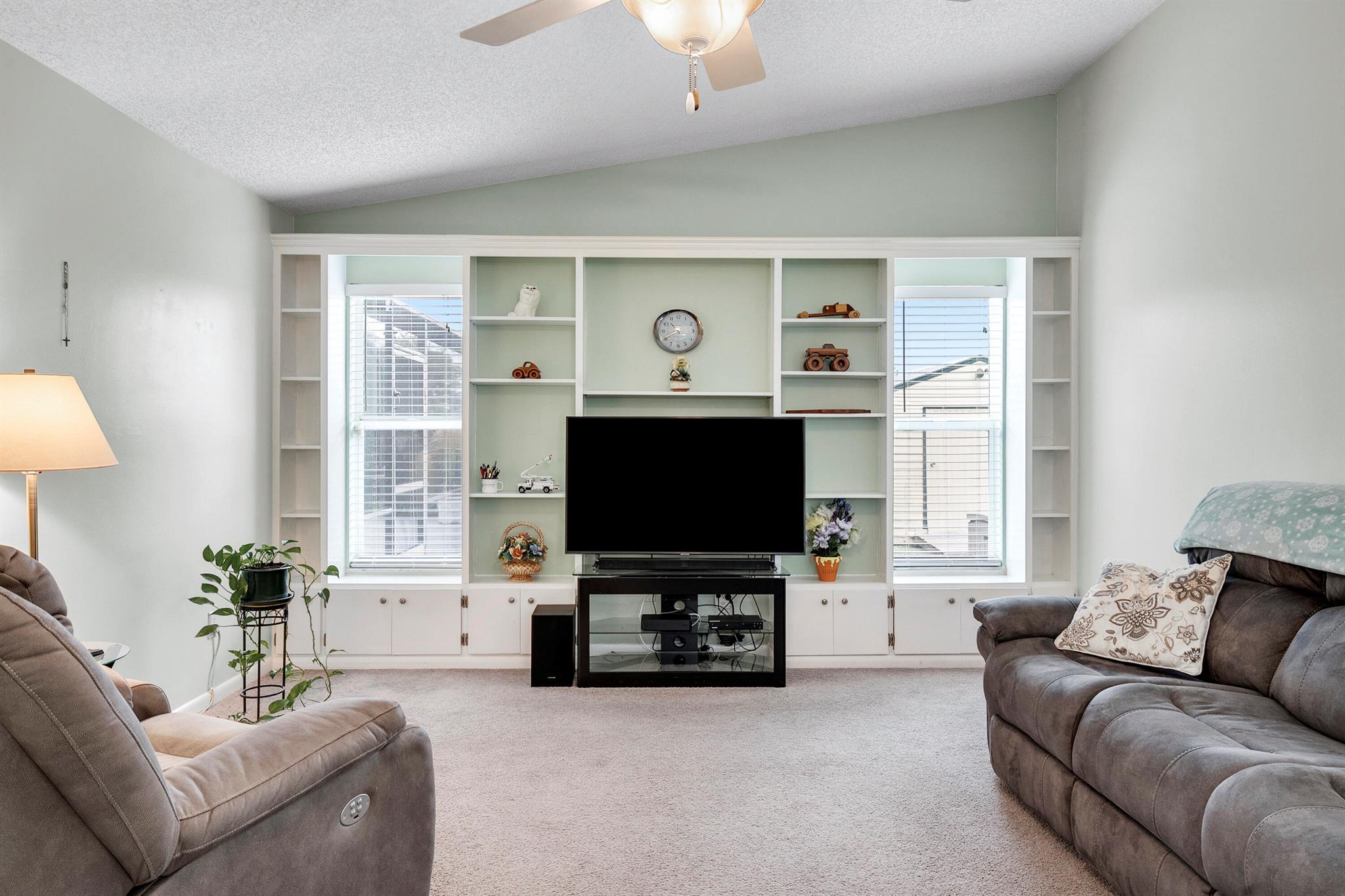 PORT ST LUCIE SECTION 2 - Residential