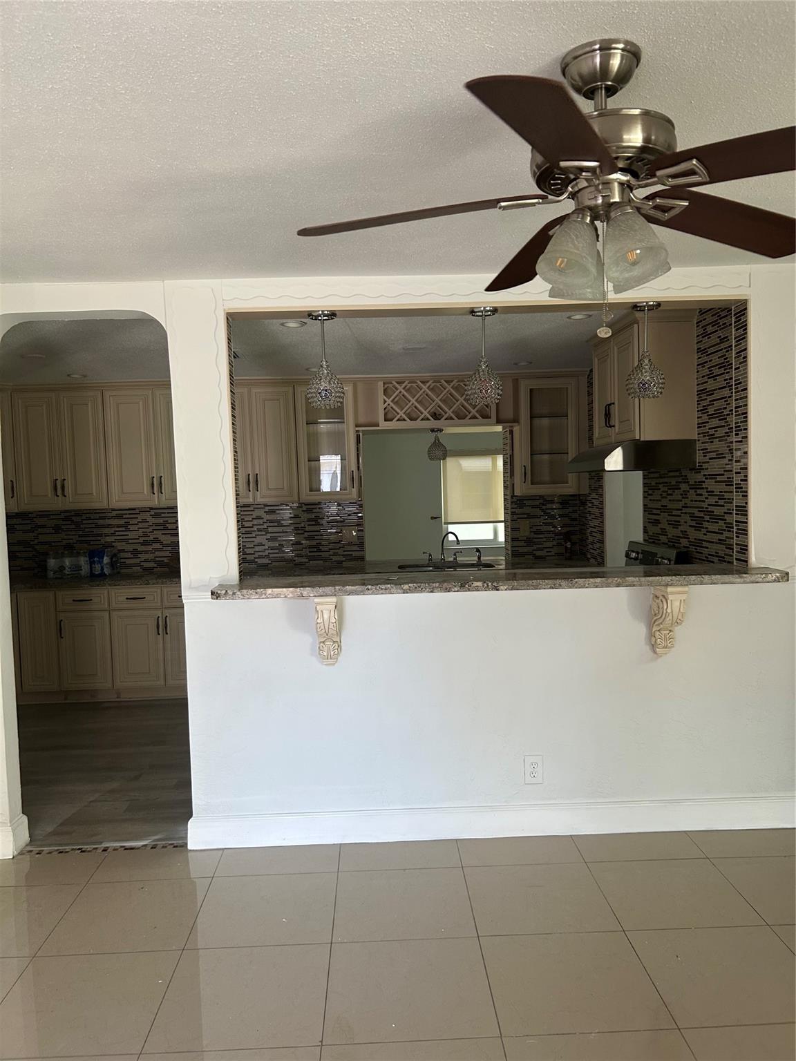 Vanguard Village In The - Residential