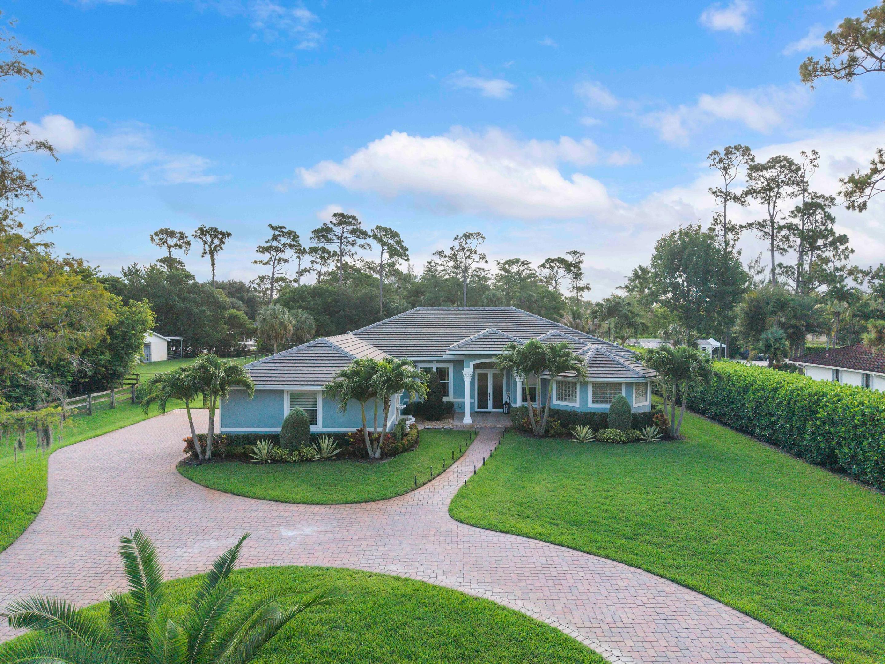 5730 NW 66th Way