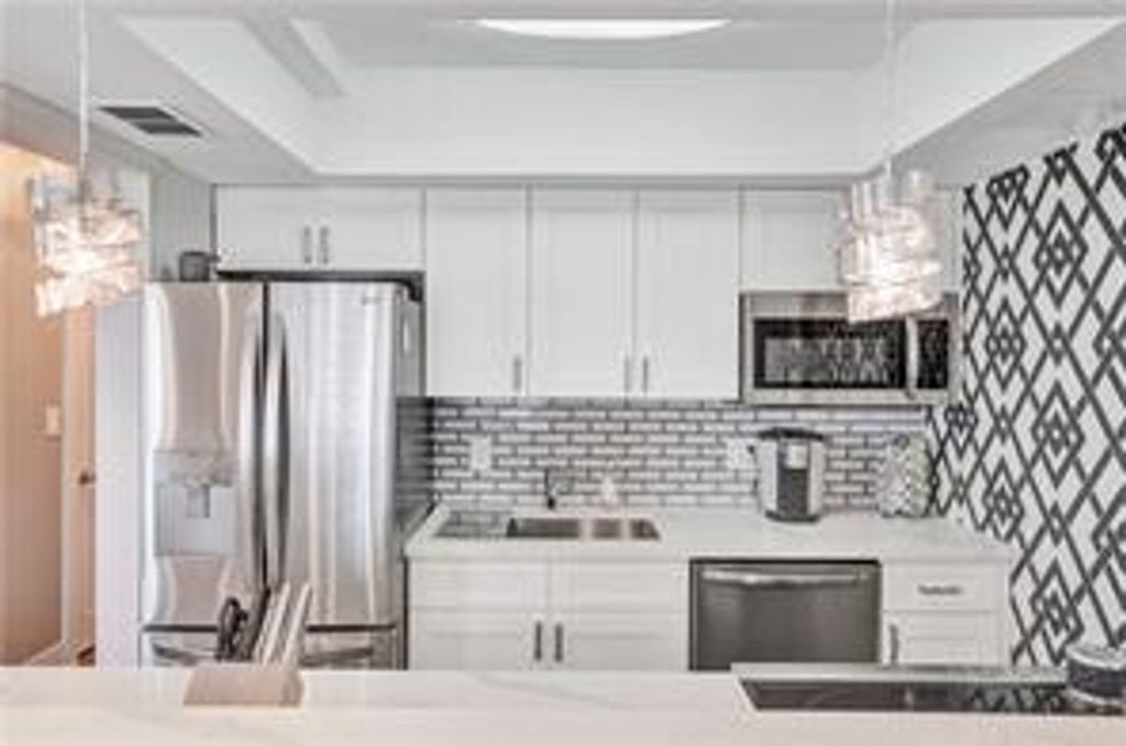 Photo of 2811 NE 51st Street #10, Fort Lauderdale, FL 33308 (MLS # F10482972)