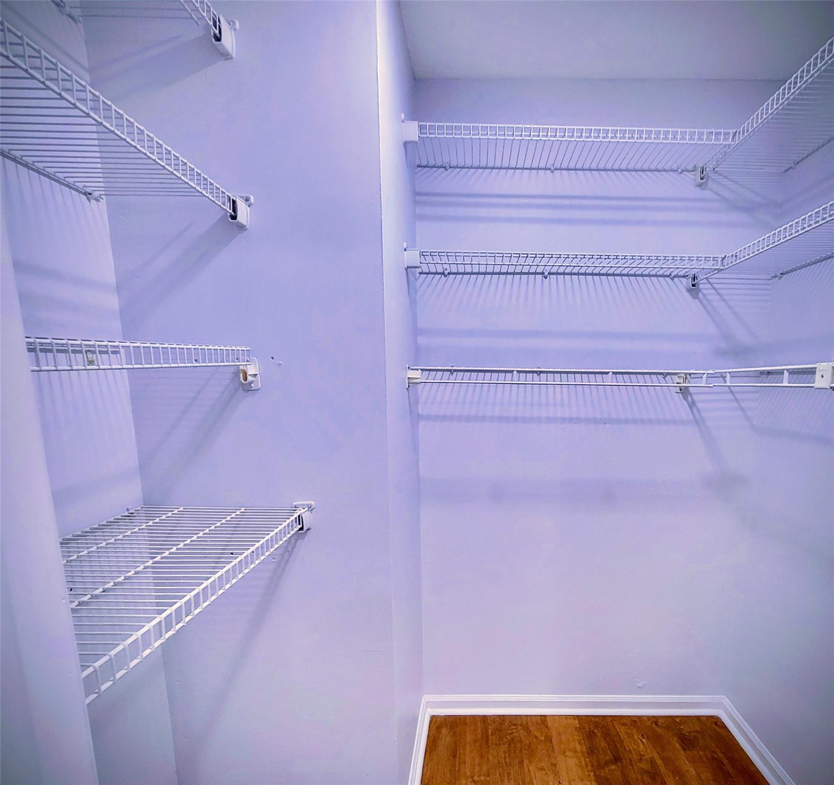 HOLLYBROOK GOLF AND - Residential Lease