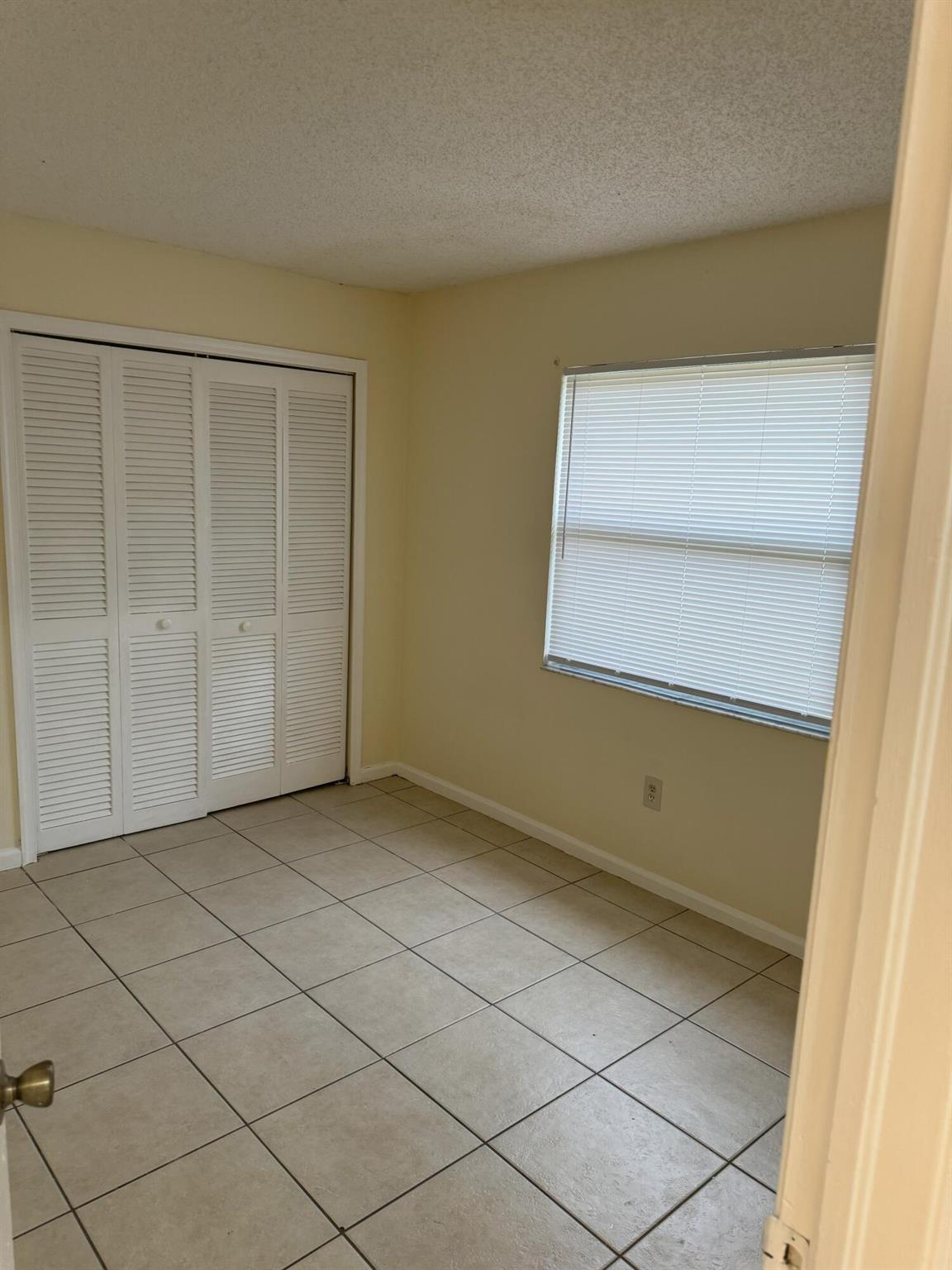 SOUTH SHORE 4 OF WELLINGT - Residential Lease