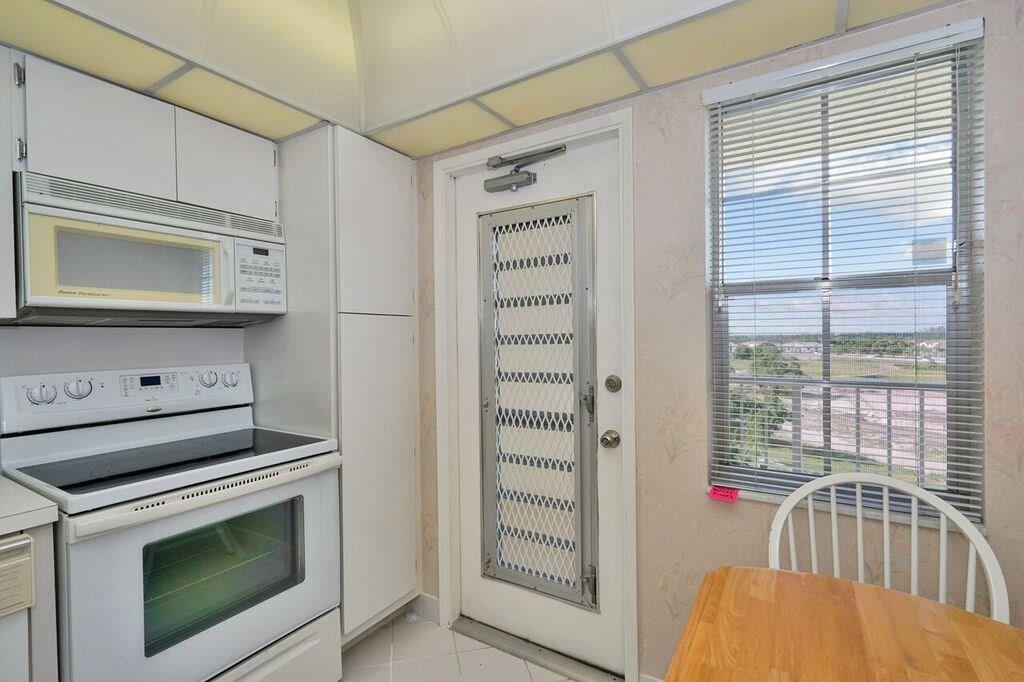 Palm Aire Country Club - Residential