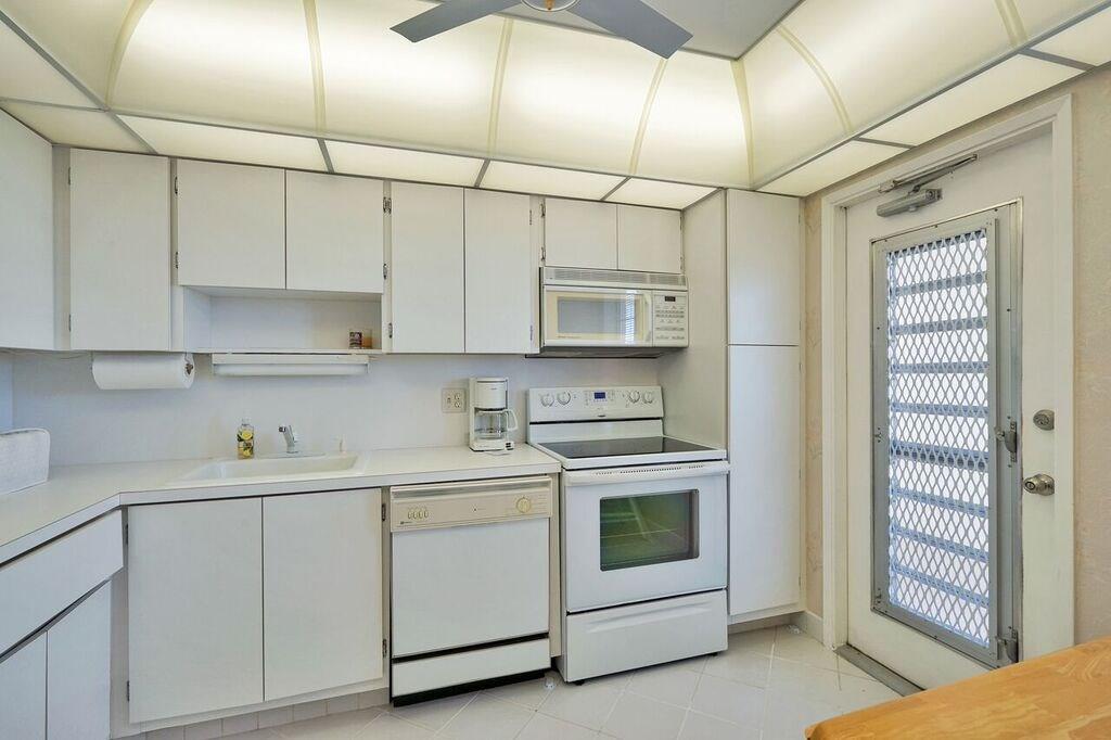 Palm Aire Country Club - Residential