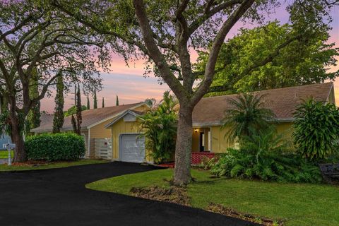 15022 SW 140th Court Miami FL 33186