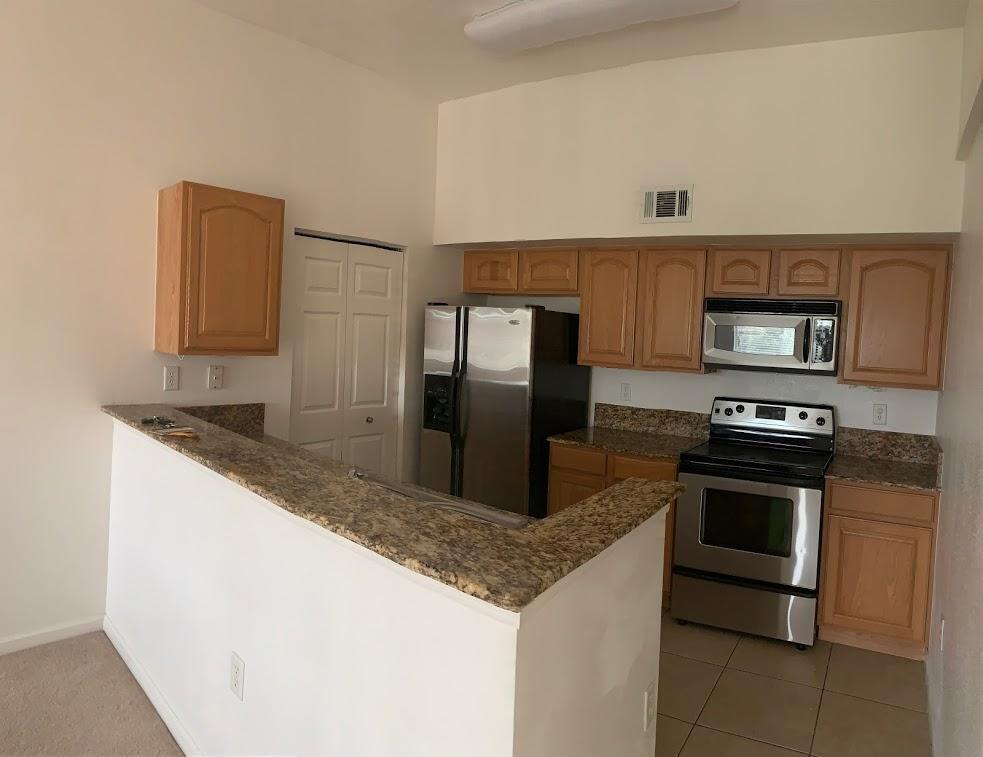 THE CLUB AT ST LUCIE WEST - Residential Lease