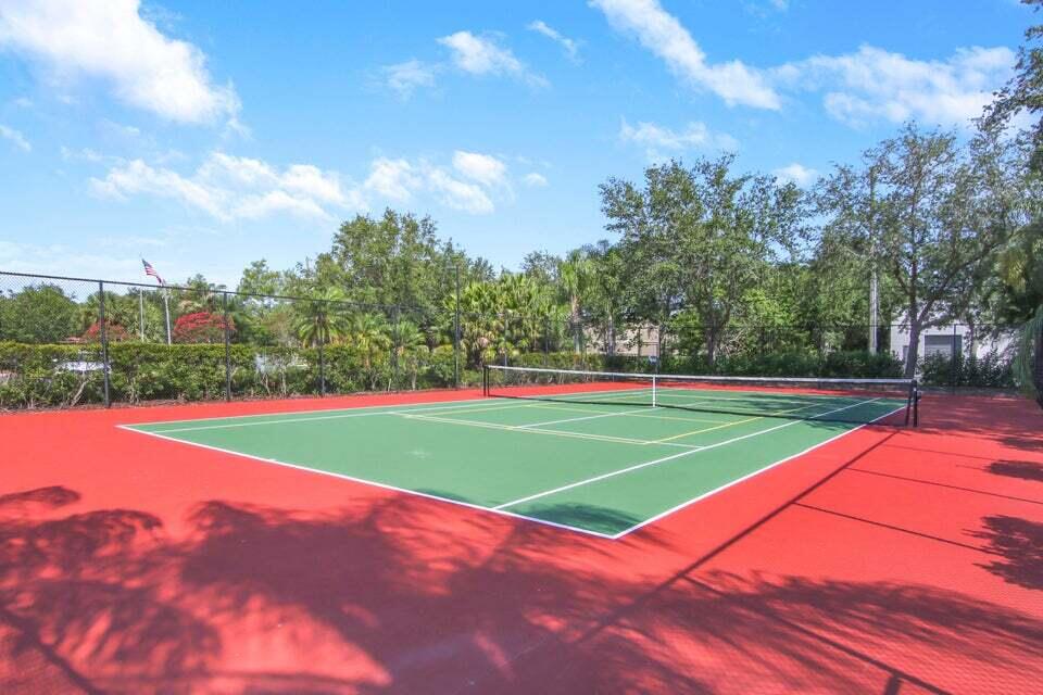 THE CLUB AT ST LUCIE WEST - Residential Lease