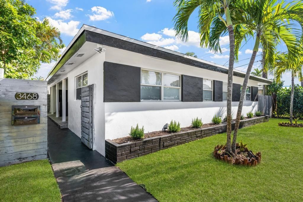 Photo of 3468 NE 17th Avenue, Oakland Park, FL 33334 (MLS # F10496466)