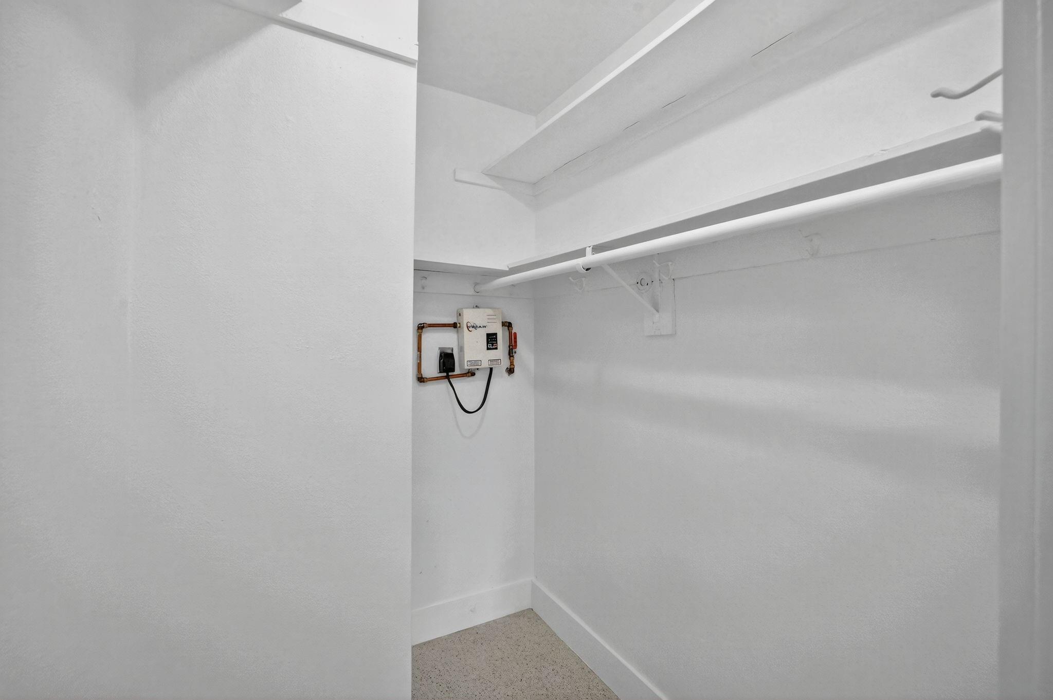 Coral Ridge - Residential Lease