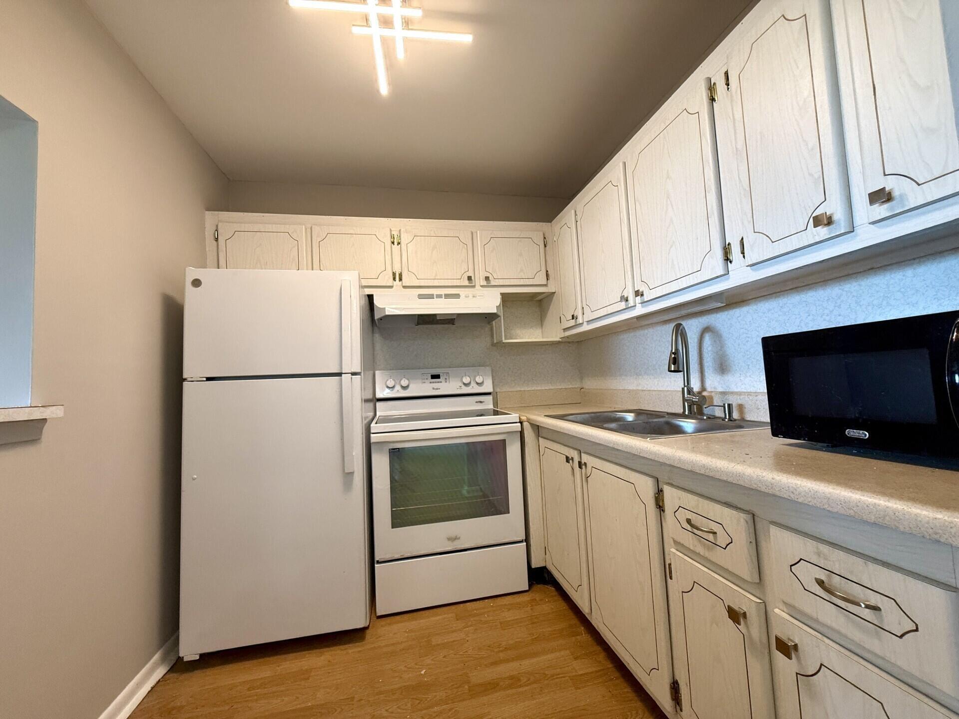 Century Village - NORTHAMPTON CONDOS - Residential Lease
