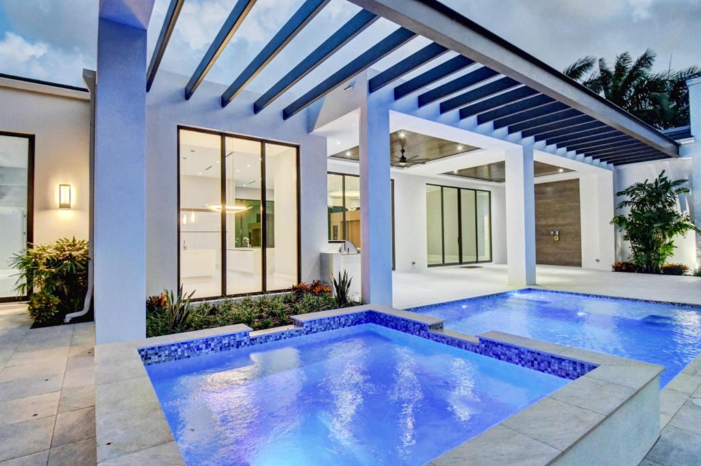 ST ANDREWS COUNTRY CLUB - Residential