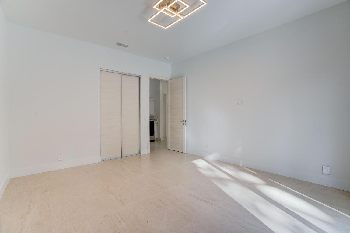 WATERWAY MANOR - Residential Lease