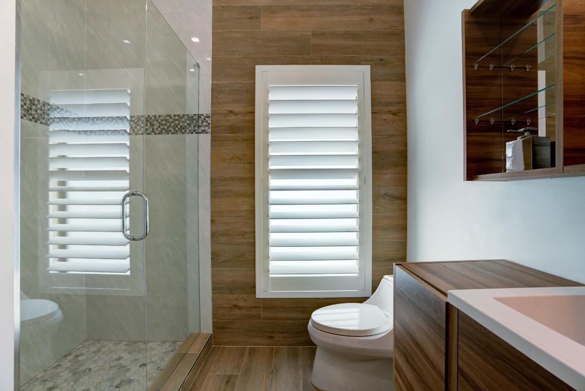 WATERWAY MANOR - Residential Lease