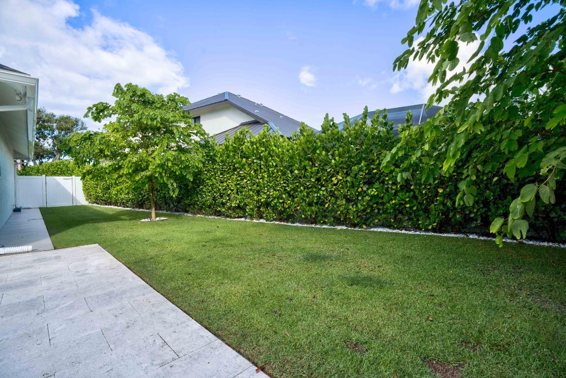 WATERWAY MANOR - Residential Lease