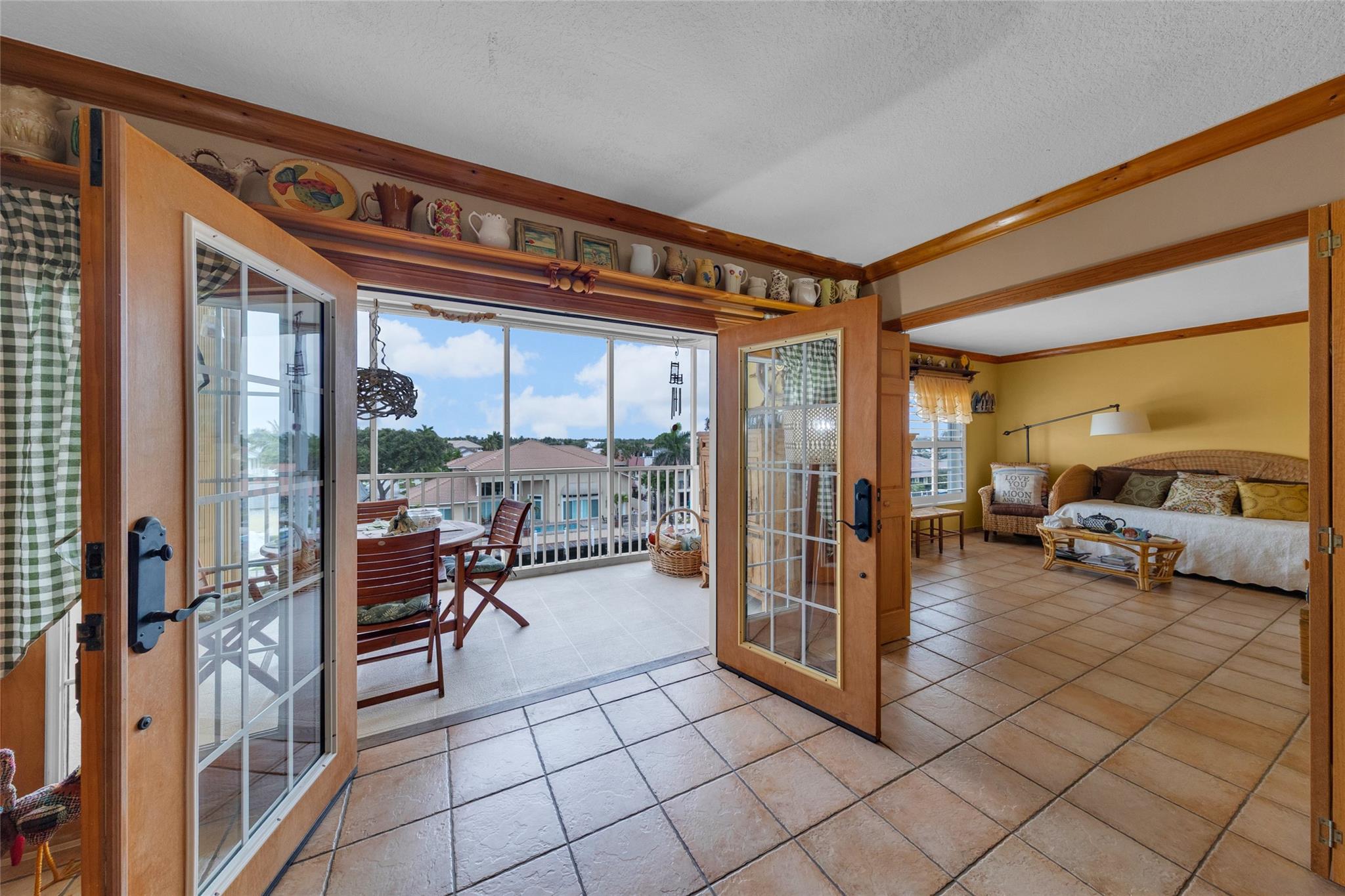 3050 NE 48th Ct 405