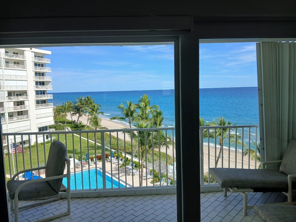 PENTHOUSE TOWERS CONDO - Residential Lease