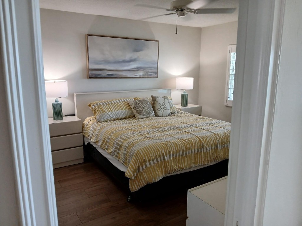 PENTHOUSE TOWERS CONDO - Residential Lease