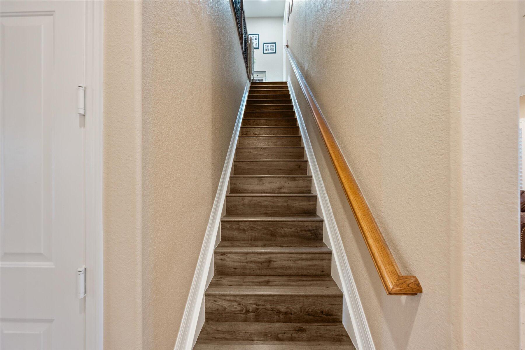 OAKMONT ESTATES - Residential