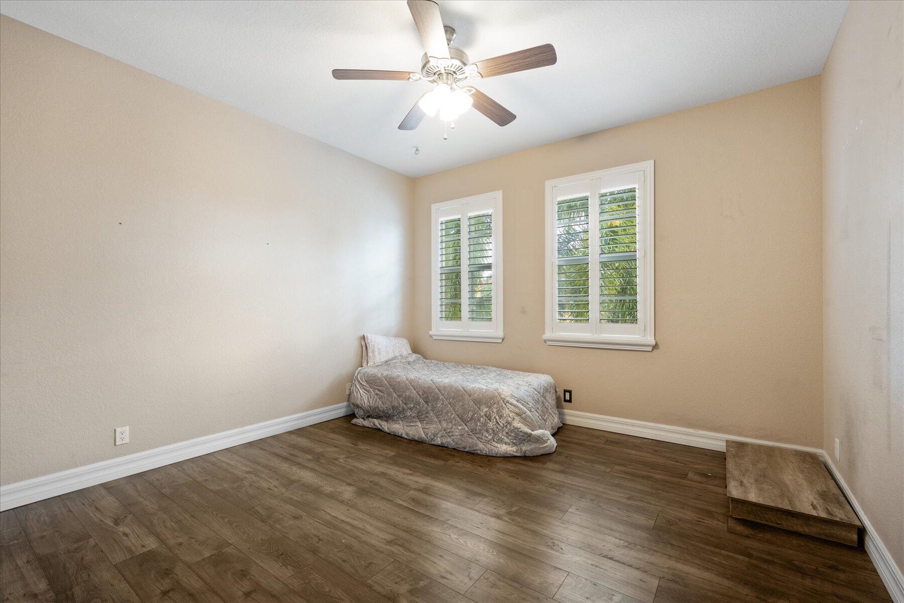 OAKMONT ESTATES - Residential