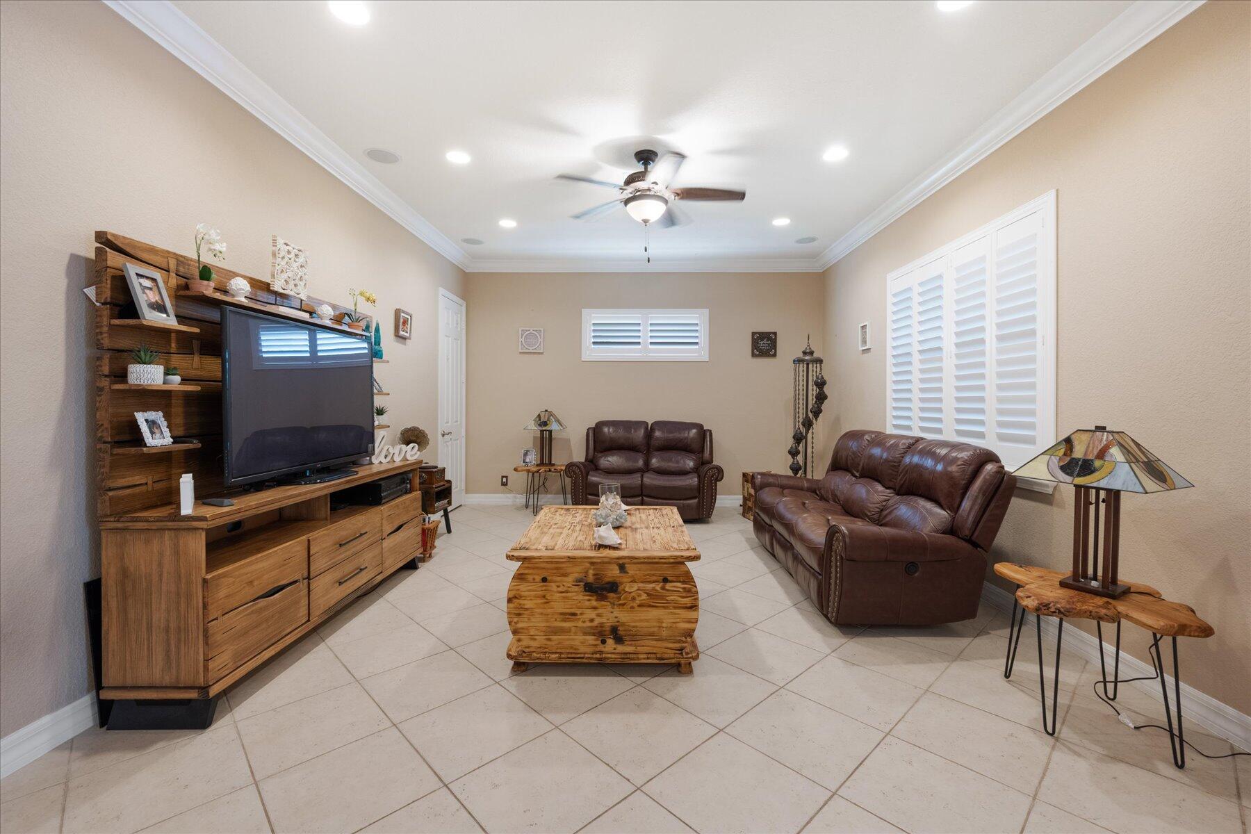 OAKMONT ESTATES - Residential