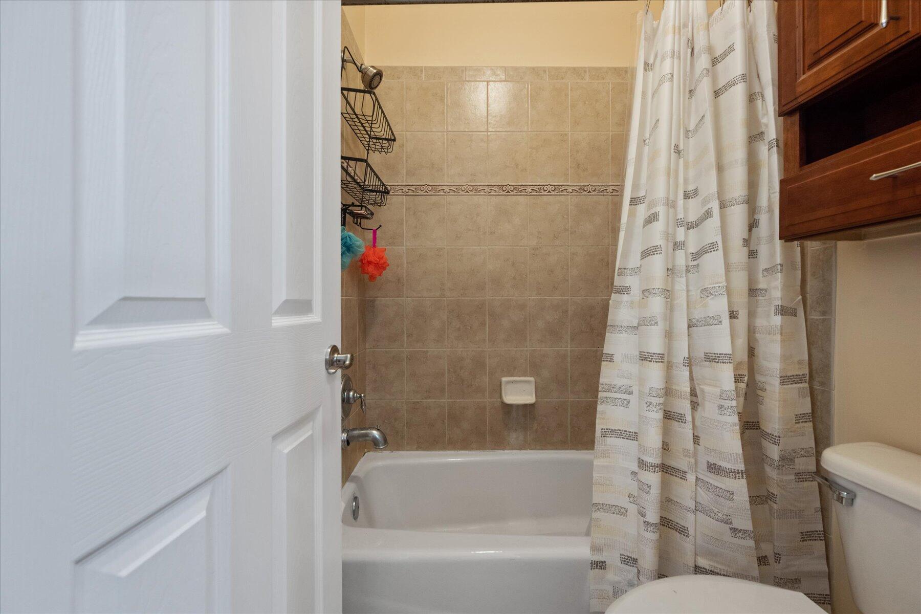 OAKMONT ESTATES - Residential