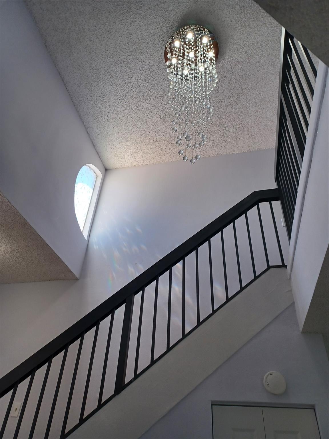 Yorkville 115-18 B - Residential Lease