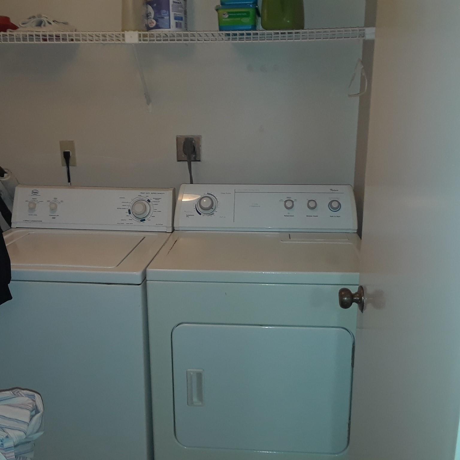 Yorkville 115-18 B - Residential Lease