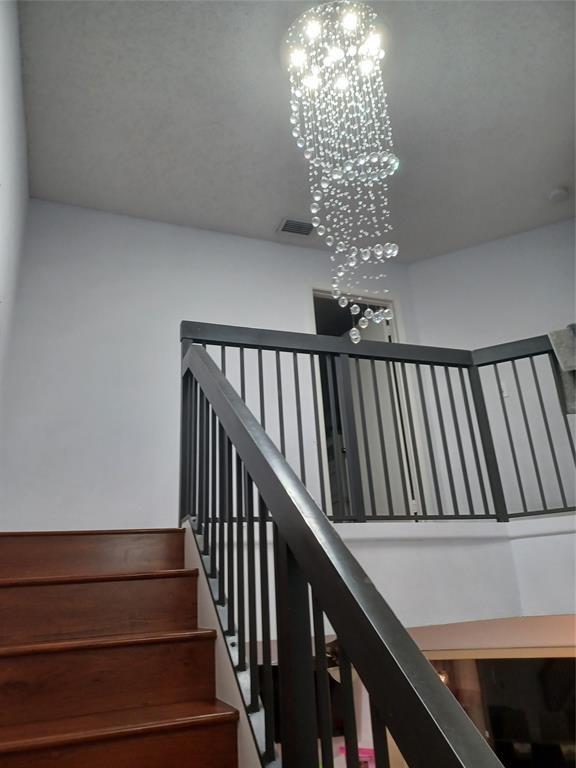 Yorkville 115-18 B - Residential Lease