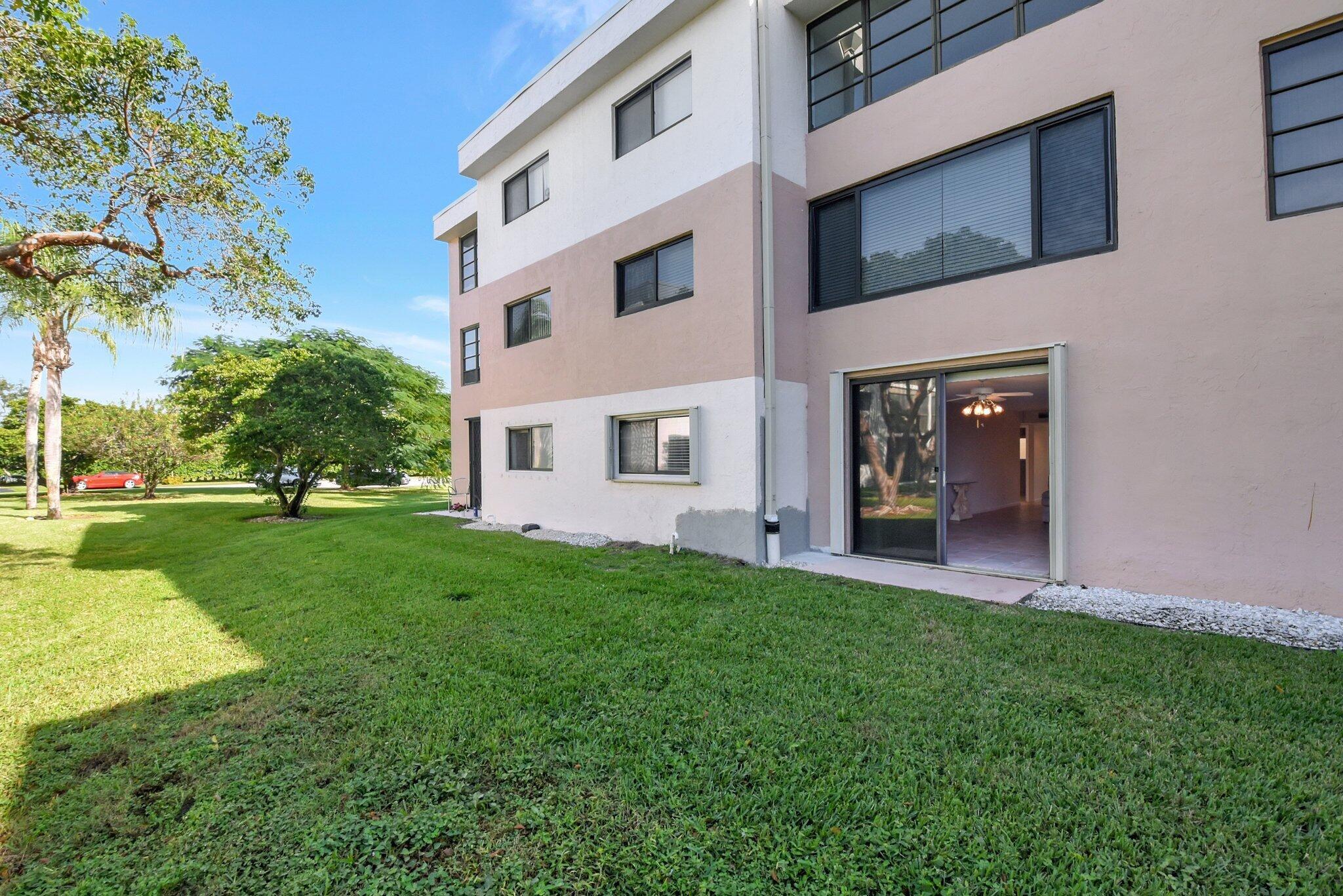 WATERSEDGE AT THE LAKES O - Residential Lease