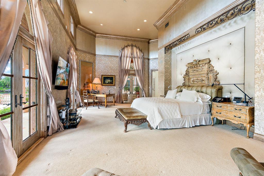 Admirals Cove - Residential