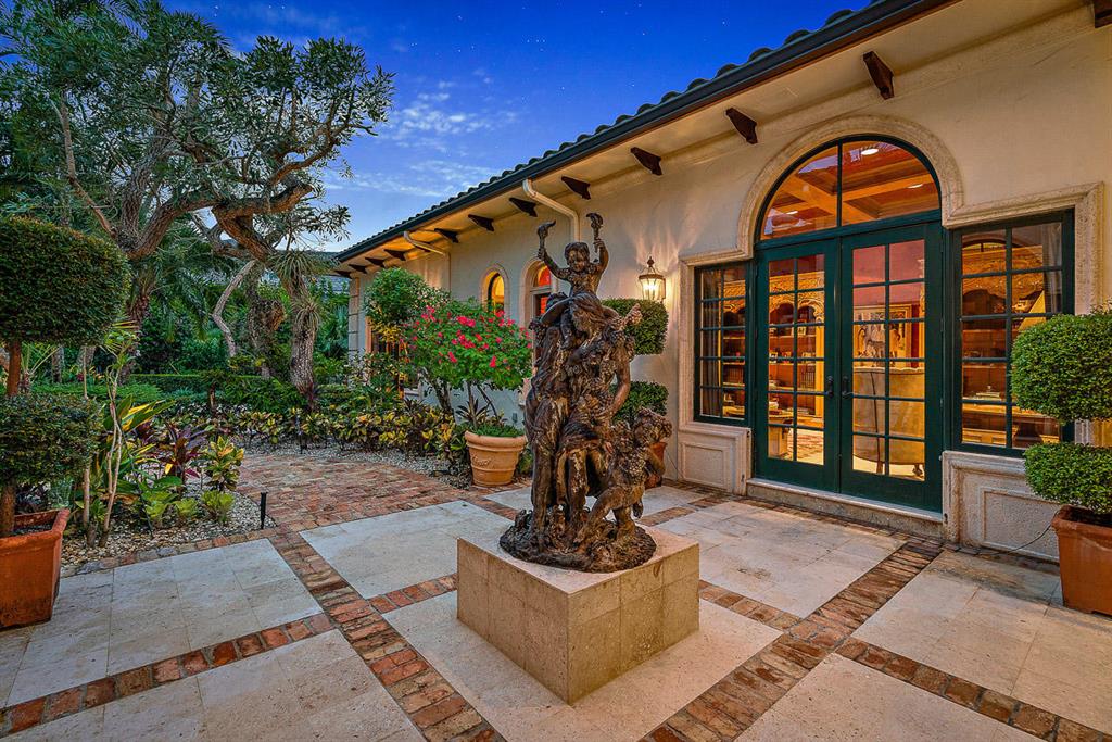 Admirals Cove - Residential