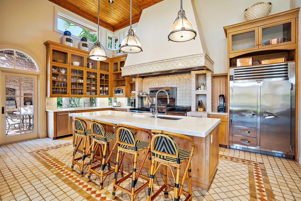 Admirals Cove - Residential