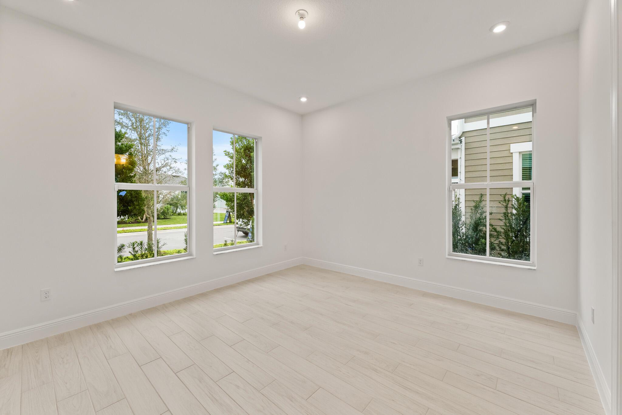 NEWFIELD CROSSROADS PHASE - Residential