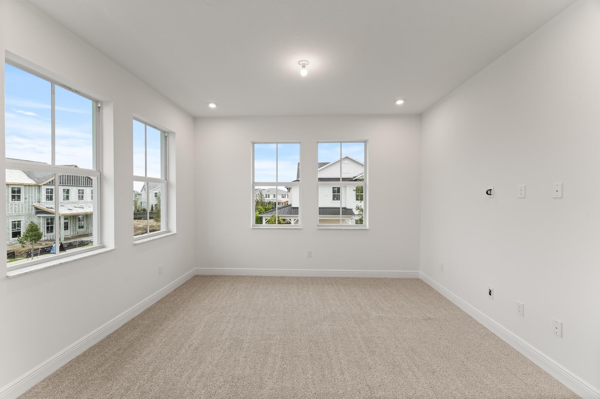 NEWFIELD CROSSROADS PHASE - Residential