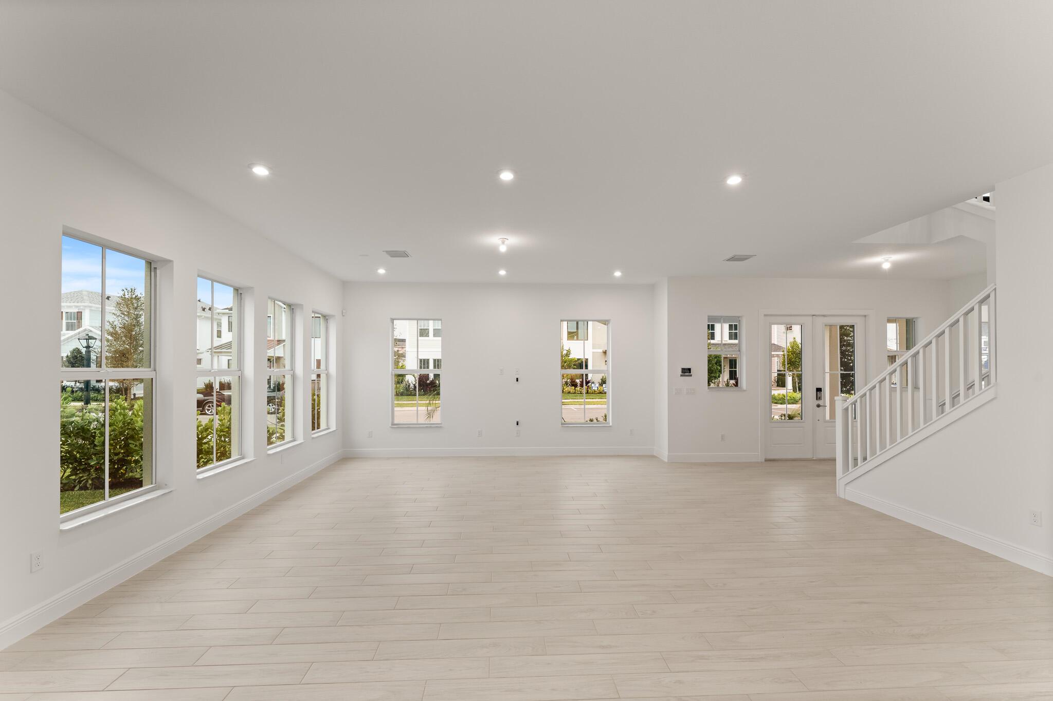 NEWFIELD CROSSROADS PHASE - Residential