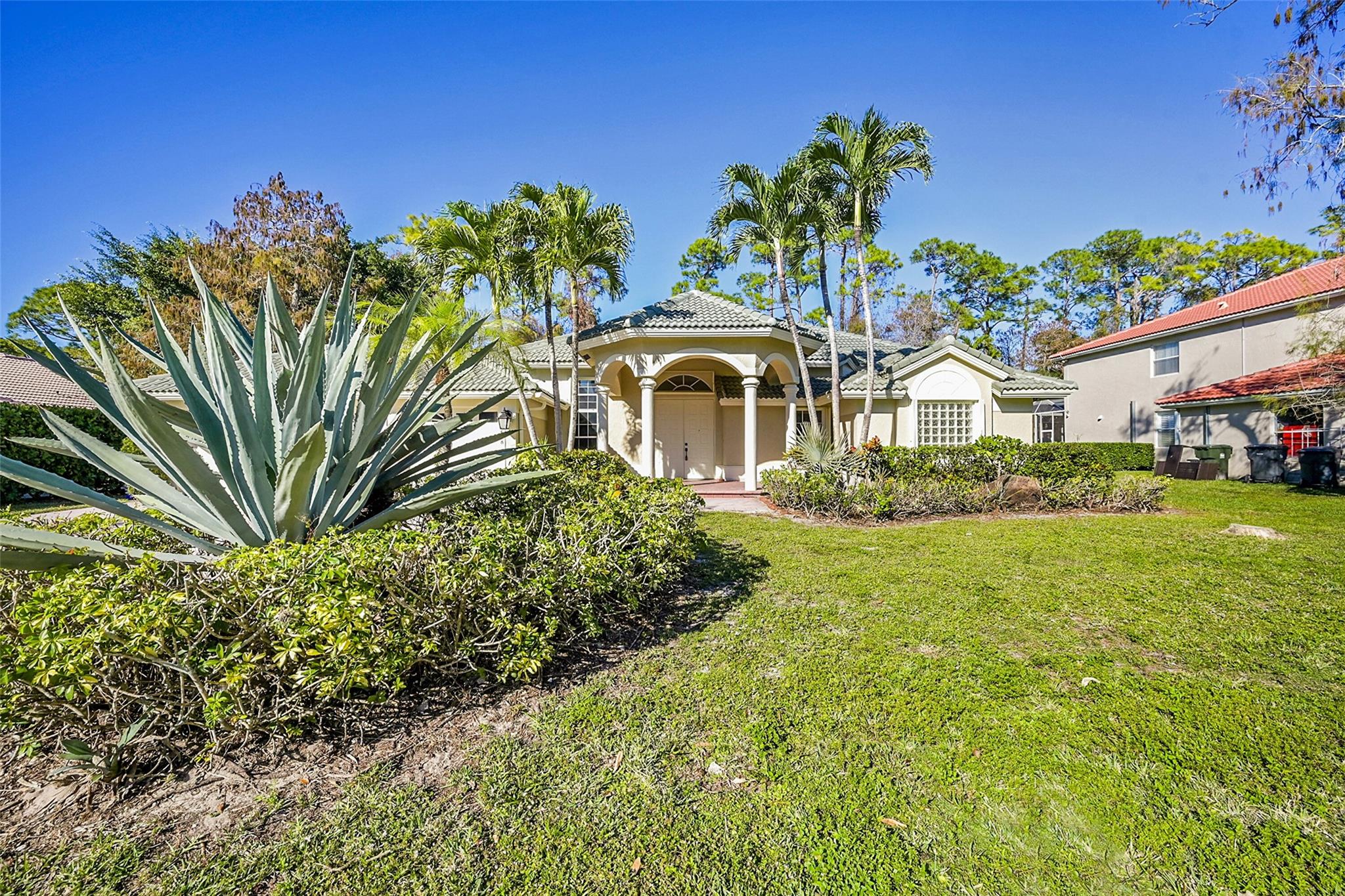 618 Cypress Green Circle