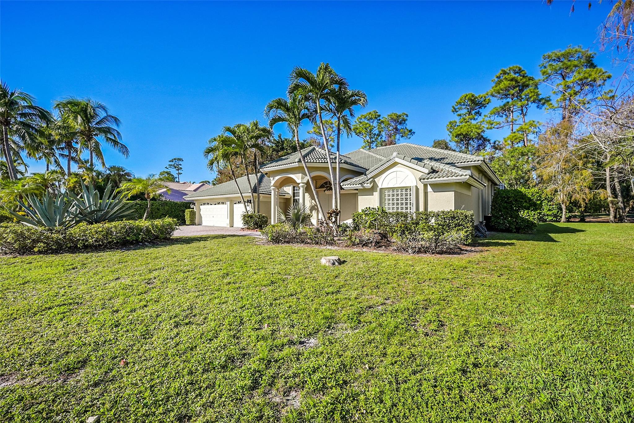 618 Cypress Green Circle