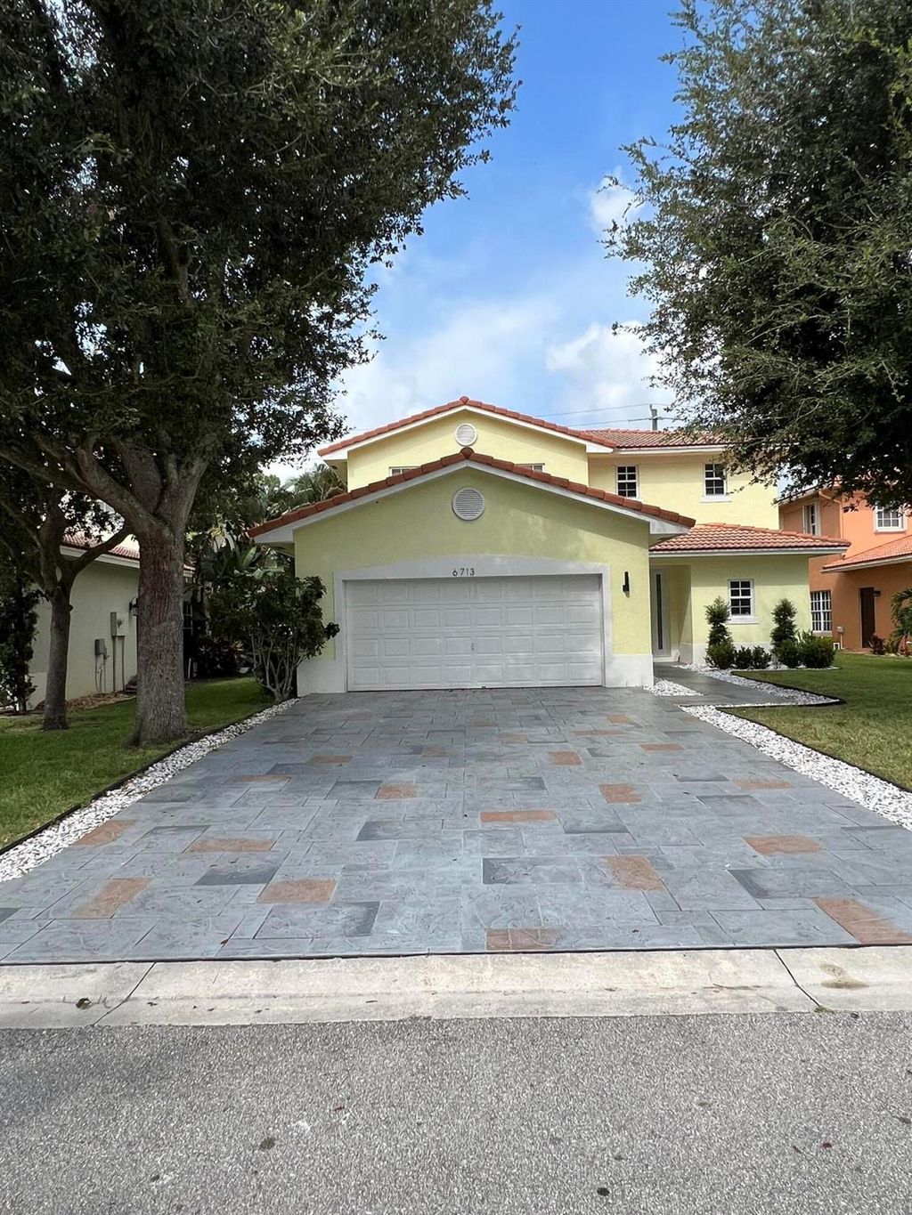 Photo of 6713 Eagle Ridge Drive, Greenacres, FL 33413 (MLS # R10917845)