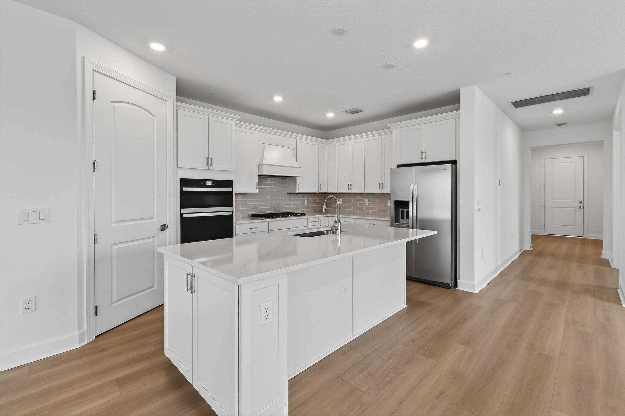 DEL WEBB TRADITION - Residential