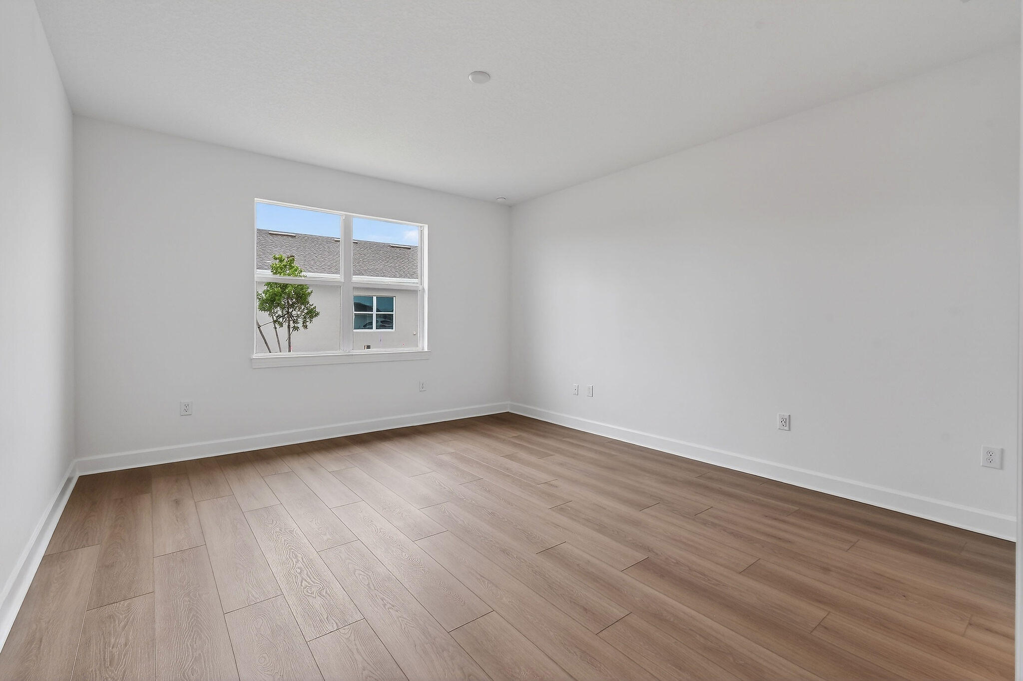 DEL WEBB TRADITION - Residential