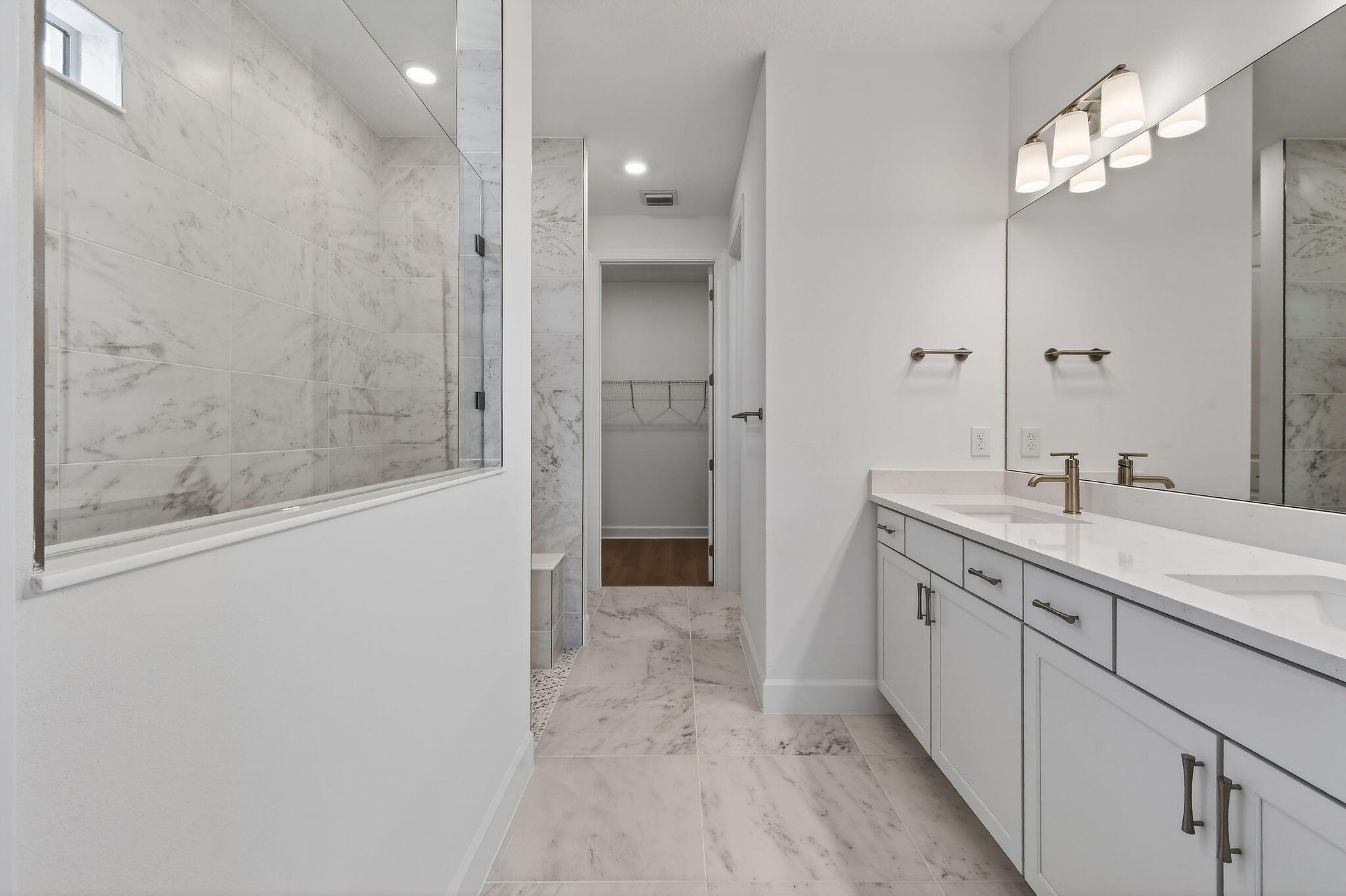 DEL WEBB TRADITION - Residential