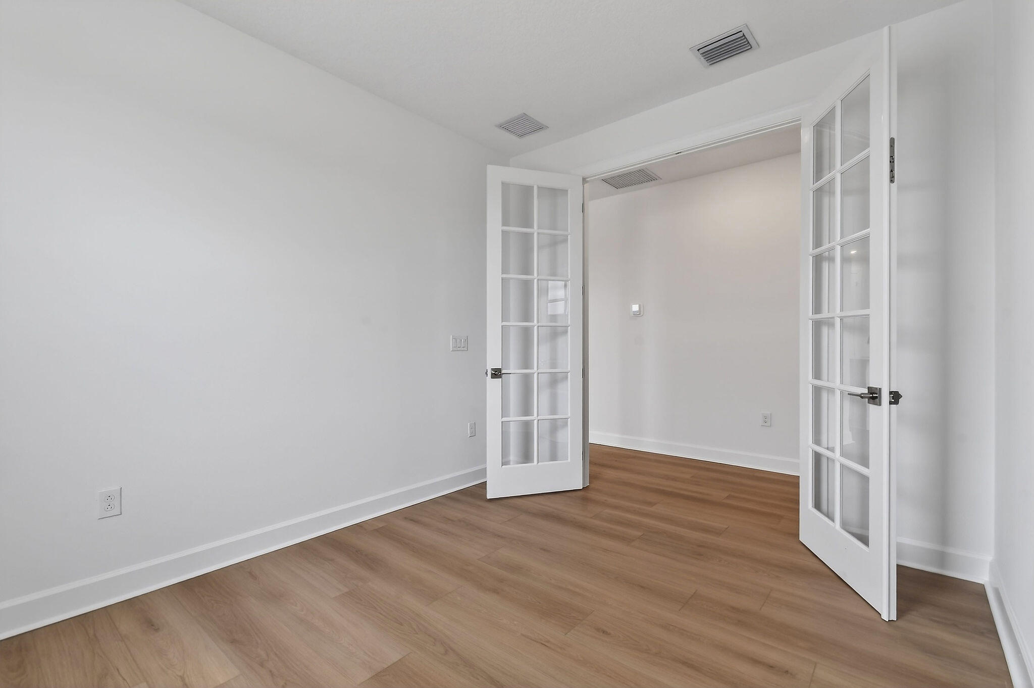 DEL WEBB TRADITION - Residential