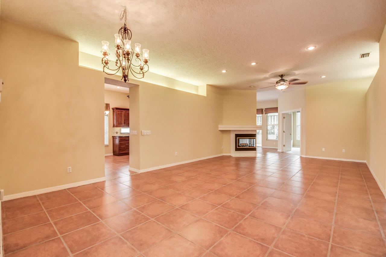 KINGS ISLE ISLE OF CAPRI - Residential